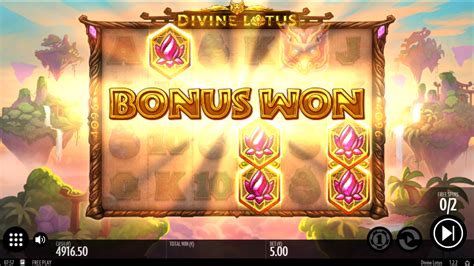 Divine Lotus Slot Machine by Thunderkick .